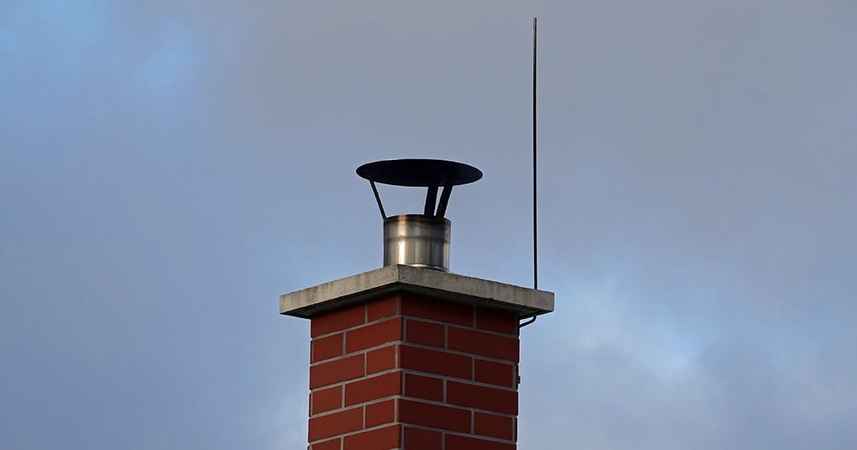 Lightning conductor rod on chimney